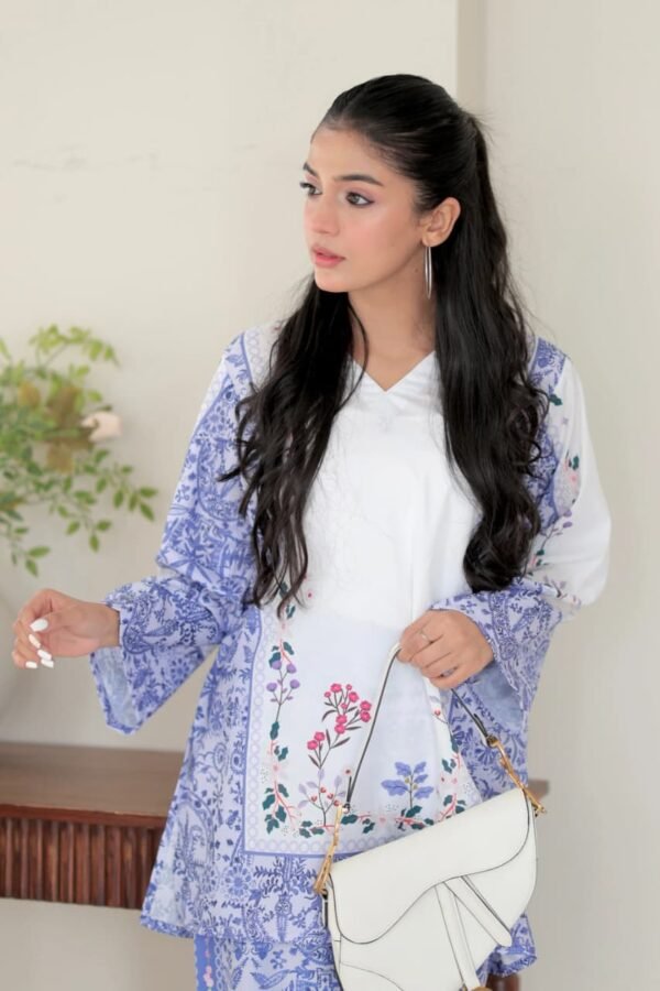Trendy Casual & Party Wear Outfit